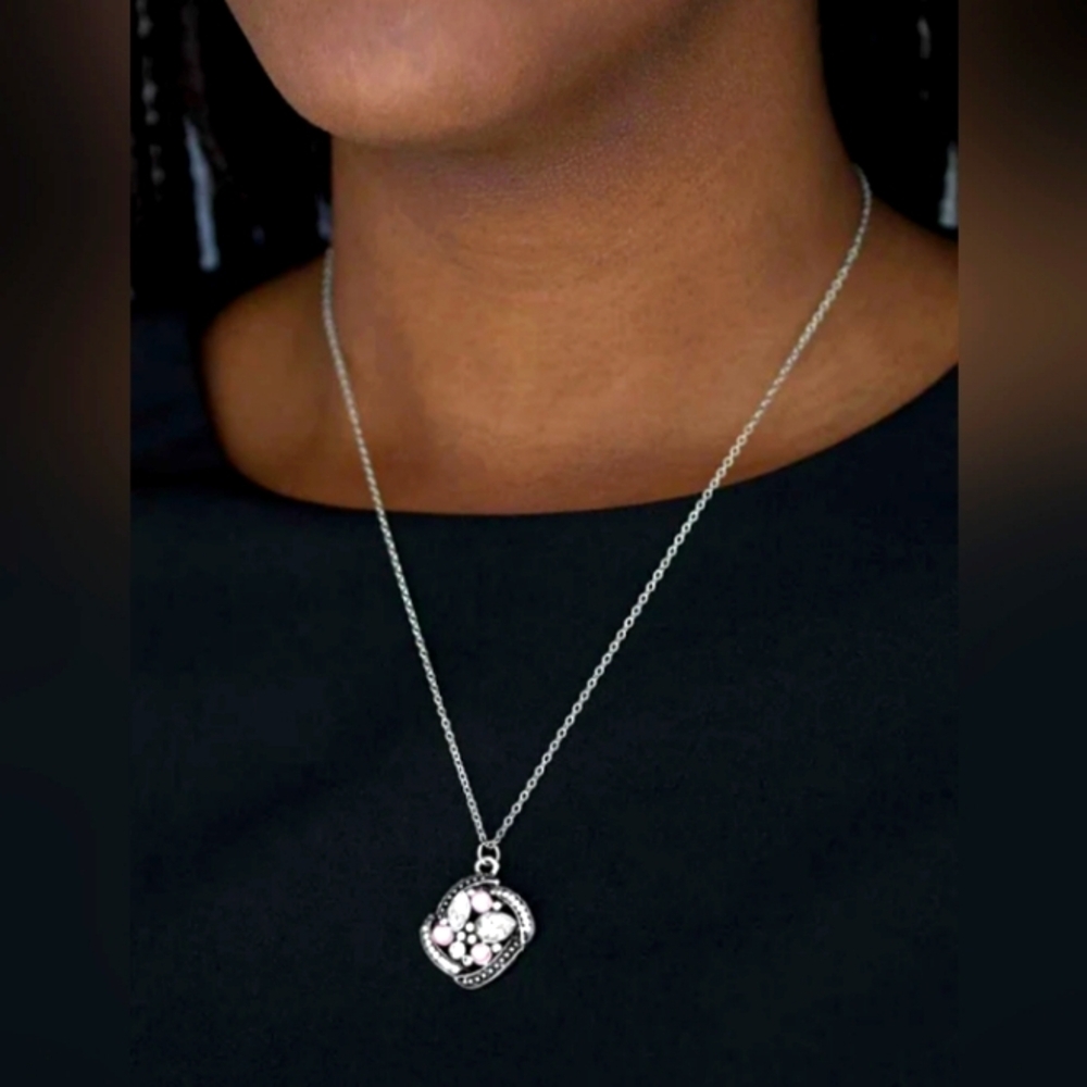 Paparazzi Speaking of Timeless Necklace